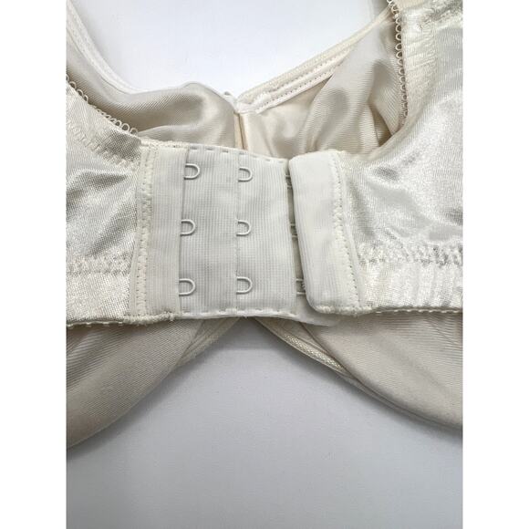 Wacoal Bodysuede Ultra Full Figure Seamless Underwire Bra Cream 85185 34DD - Picture 7 of 13